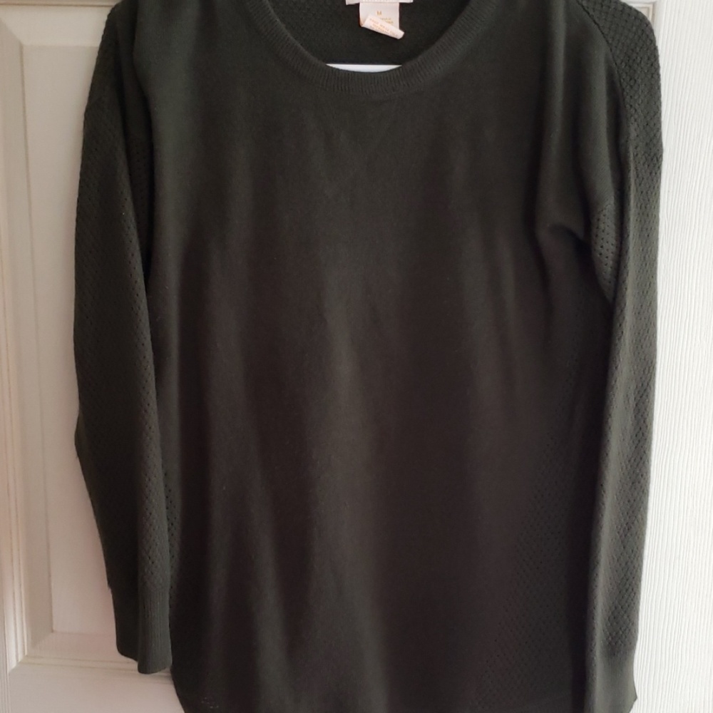 Basic Sweater - Picture 1 of 2